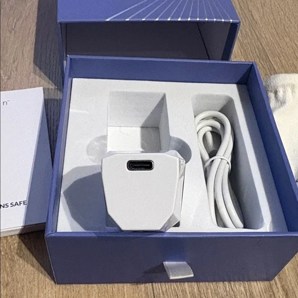 Anti-Blemish LED Pen CurrentBody - Picture 7 of 7